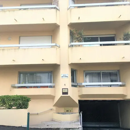 Biarritz, 2 Pieces, 4 Personnes - Fr-1-3-489 *